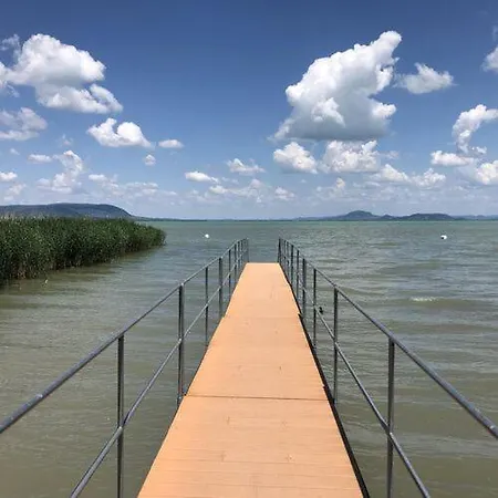 Vitorlas Haus Vakantiehuis Balatonkeresztúr